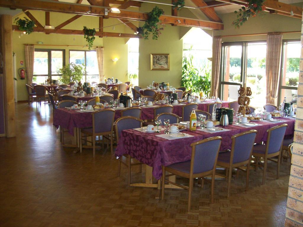 Hotel Restaurant La Tour Romaine - Haguenau - Strasbourg Nord Schweighouse-sur-Moder Buitenkant foto